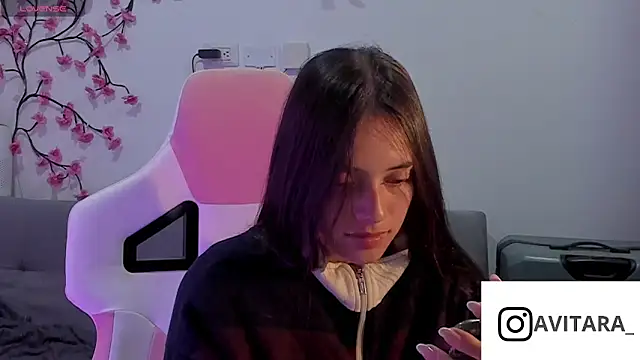 Snapshot of vanesita_ chatting on August 6, 1:18 am vanesita online show from August 6, 1:18 am