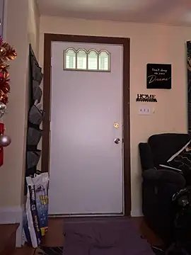 Snapshot of daddydarkskindikk chatting on March 3, 4:35 pm daddydarkskindikk online show from March 3, 4:35 pm