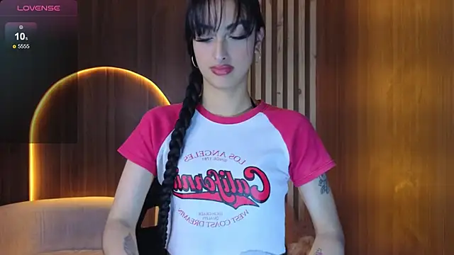 Tifany Tx online show from February 25, 7:45 pm