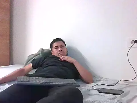 sweetpinoy2027 online show from February 15, 3:20 pm