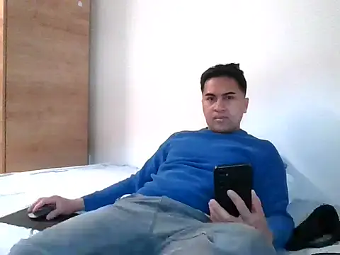 sweetpinoy2027 online show from March 31, 1:55 pm