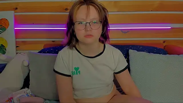 Mary Bryantt online show from February 15, 1:24 am