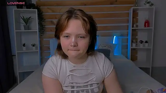 Mary Bryantt online show from February 24, 1:25 am