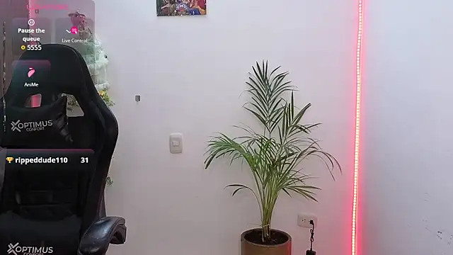 vieernes online show from February 7, 1:42 am