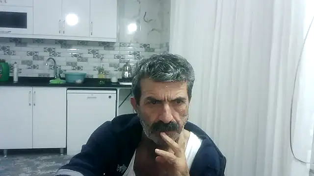 Snapshot of kobra21turki chatting on May 24, 10:37 pm kobra21turki online show from May 24, 10:37 pm
