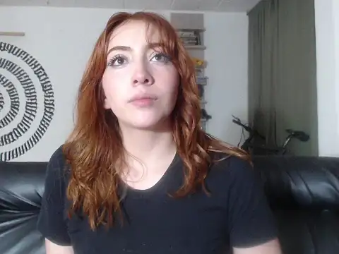 Snapshot of BeautyYoungblond chatting on April 30, 6:53 am BeautyYoungblond online show from April 30, 6:53 am