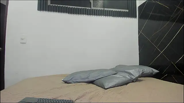 Emer santos online show from February 7, 4:05 am