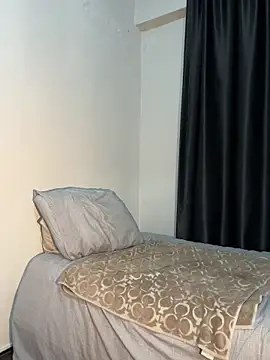 LiaCuti online show from February 14, 11:01 pm