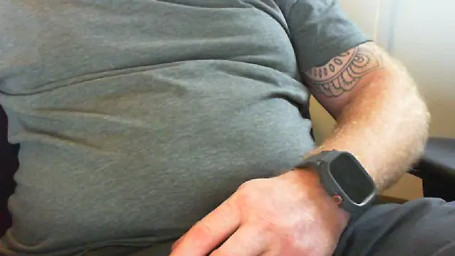 Snapshot of Ginger_Daddy chatting on January 14, 11:42 pm Ginger Daddy online show from January 14, 11:42 pm