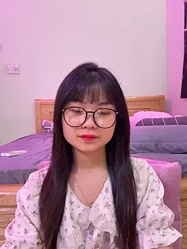    KARA    online show from April 8, 3:06 am