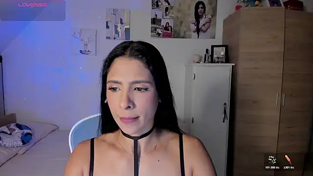Snapshot of VEROSlen- chatting on July 6, 2:52 am VEROSlen- online show from July 6, 2:52 am