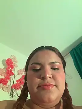 melanie hh1 online show from February 22, 5:51 am