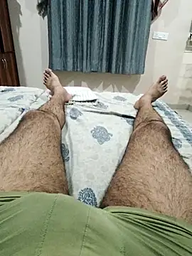 Tall7boy7 online show from April 3, 5:00 pm