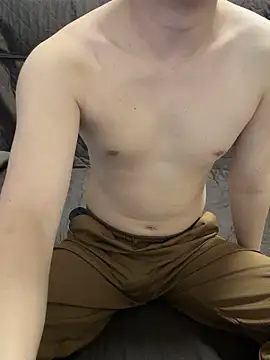 Snapshot of tubasa1216 chatting on February 15, 11:52 am tubasa1216 online show from February 15, 11:52 am