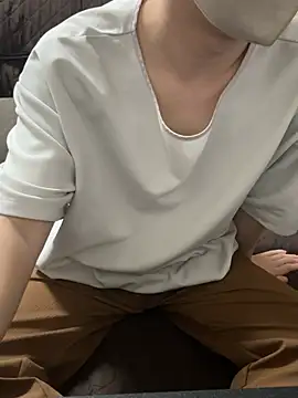 Snapshot of tubasa1216 chatting on March 1, 12:07 pm tubasa1216 online show from March 1, 12:07 pm