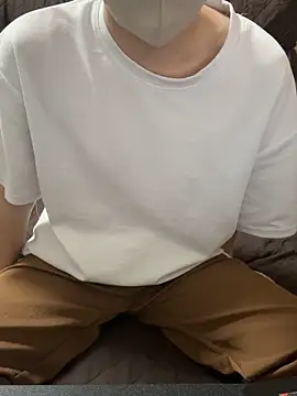 Snapshot of tubasa1216 chatting on March 8, 12:09 pm tubasa1216 online show from March 8, 12:09 pm