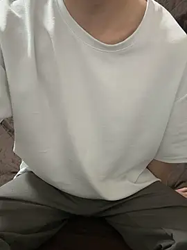 Snapshot of tubasa1216 chatting on March 22, 12:08 pm tubasa1216 online show from March 22, 12:08 pm