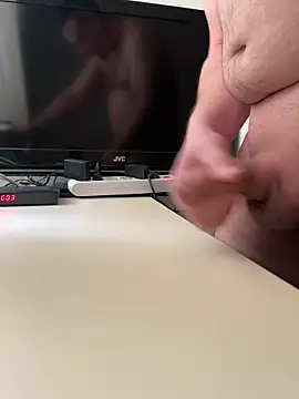 Snapshot of Farock11 chatting on February 20, 9:21 am Farock11 online show from February 20, 9:21 am