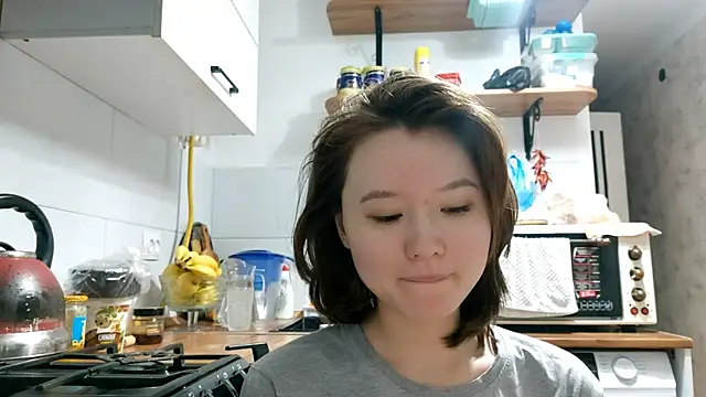 Snapshot of VelmaMaasch chatting on February 9, 1:15 pm VelmaMaasch online show from February 9, 1:15 pm