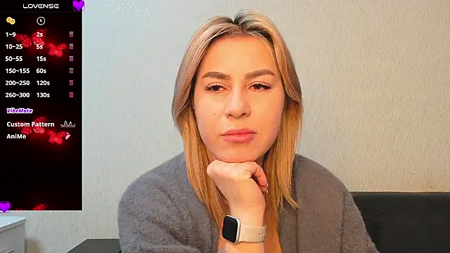 Roxi Joy online show from February 19, 1:07 pm