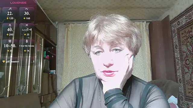 Snapshot of Casey_peach chatting on May 1, 4:44 pm Casey peach online show from May 1, 4:44 pm