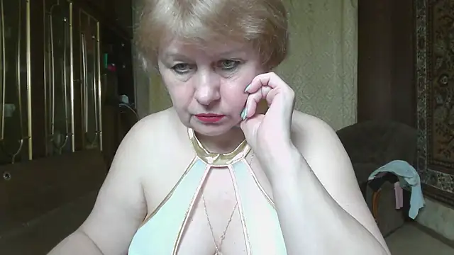 Snapshot of Casey_peach chatting on May 28, 5:10 pm Casey peach online show from May 28, 5:10 pm