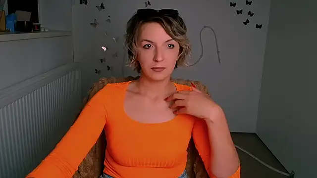 Snapshot of Lana_Foxyy chatting on June 17, 11:56 am Lana Foxyy online show from June 17, 11:56 am