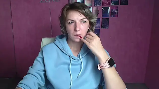 Snapshot of Lana_Foxyy chatting on July 10, 5:34 am Lana Foxyy online show from July 10, 5:34 am