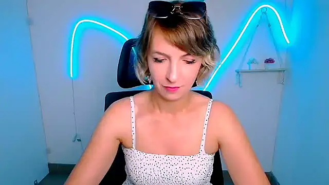 Snapshot of Lana_Foxyy chatting on July 13, 11:35 am Lana Foxyy online show from July 13, 11:35 am