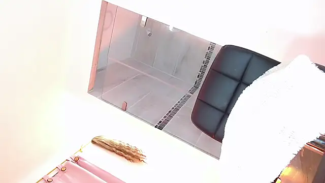 stephanie sweett online show from January 14, 5:02 am