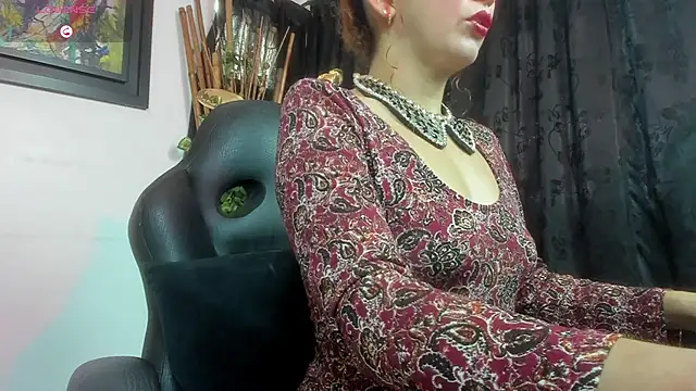 Snapshot of kyra_jeet chatting on February 17, 12:34 pm kyra jeet online show from February 17, 12:34 pm