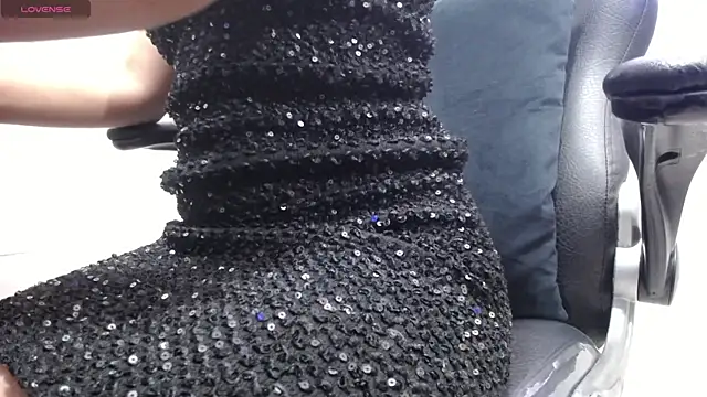 kyra jeet online show from April 14, 12:11 pm