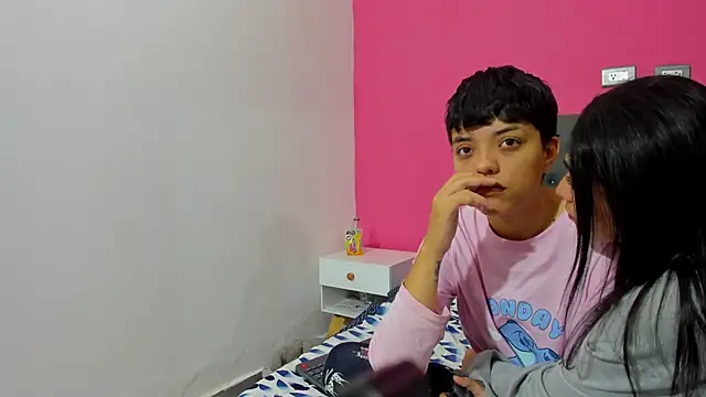 ariloe quintero online show from February 2, 1:43 pm