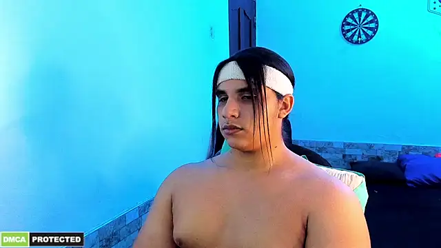 Snapshot of latinboyfit chatting on June 13, 7:06 am latinboyfit online show from June 13, 7:06 am