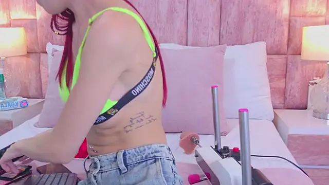 ScarlettFoox online show from March 13, 2:12 pm