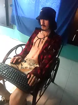 sk8-boy online show from February 6, 1:14 pm