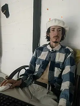 sk8-boy online show from April 1, 6:27 pm