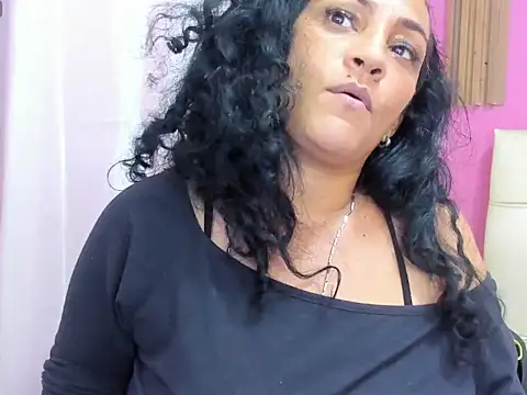 Snapshot of Bianca_slut1 chatting on December 18, 8:48 pm Bianca slut1 online show from December 18, 8:48 pm