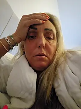 theblondecocklover online show from March 13, 7:15 am