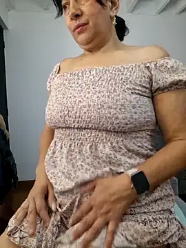 christy ant online show from April 11, 5:50 pm