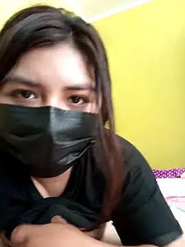 Snapshot of MIGAJERA_20 chatting on April 13, 2:55 pm MIGAJERA 20 online show from April 13, 2:55 pm