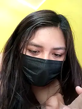 Snapshot of MIGAJERA_20 chatting on May 14, 12:56 pm MIGAJERA 20 online show from May 14, 12:56 pm