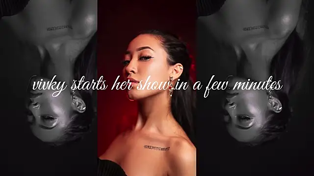 viicky r online show from April 14, 4:07 am