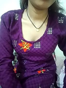 Snapshot of Tanya_mital12 chatting on February 15, 5:26 am Tanya mital12 online show from February 15, 5:26 am