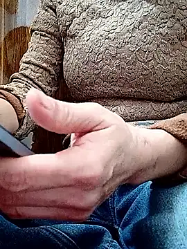 Snapshot of Girl-6868 chatting on January 7, 3:53 am Girl-6868 online show from January 7, 3:53 am