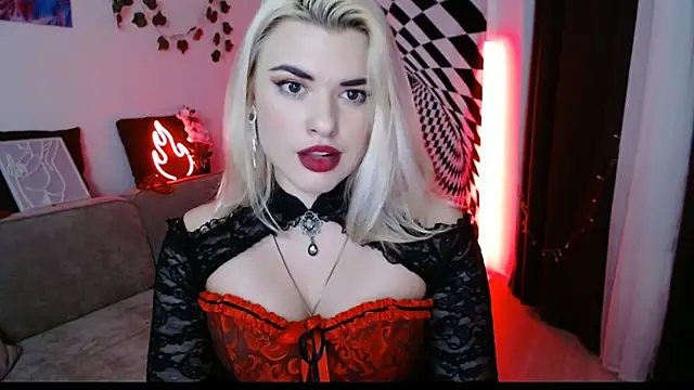 Ariana Saint online show from February 5, 7:07 pm