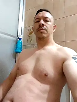 Snapshot of L_hotcream chatting on February 14, 12:57 pm L hotcream online show from February 14, 12:57 pm