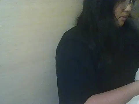 Snapshot of ------Nhim------ chatting on January 11, 1:10 am ------Nhim------ online show from January 11, 1:10 am