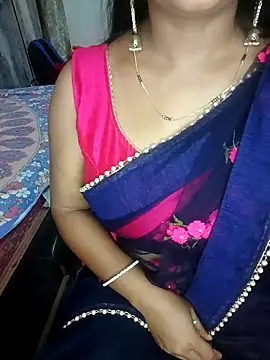 Snapshot of MAHI066 chatting on April 1, 1:41 pm MAHI066 online show from April 1, 1:41 pm