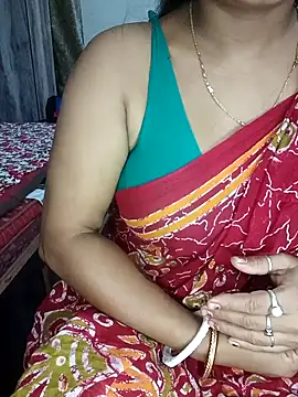 Snapshot of MAHI066 chatting on April 19, 4:45 am MAHI066 online show from April 19, 4:45 am